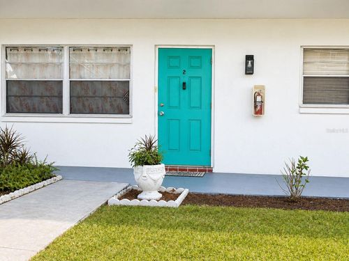 2-5810 21st St N, ST PETERSBURG, FL, 33714-1537 | Card Image