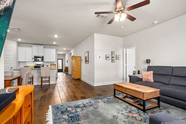 3567 Bronzed Copper, House other with 4 bedrooms, 2 bathrooms and null parking in Bulverde TX | Image 7