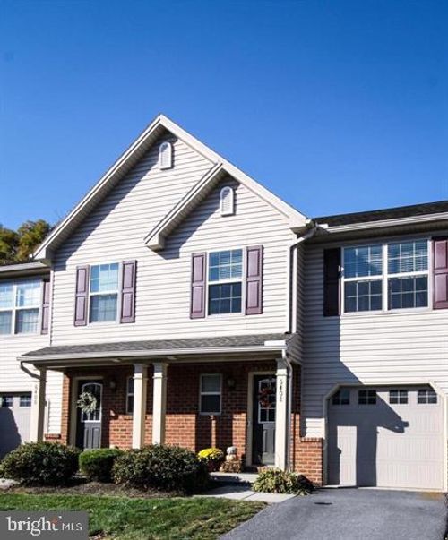 6402 Creekbend Dr, MECHANICSBURG, PA, 17050-4002 | Card Image