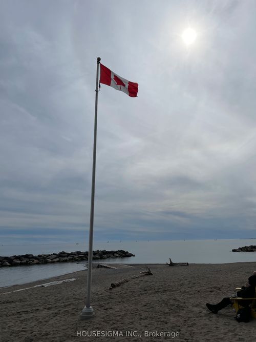 256 Woodbine Ave, Toronto, ON, M4L3P2 | Card Image