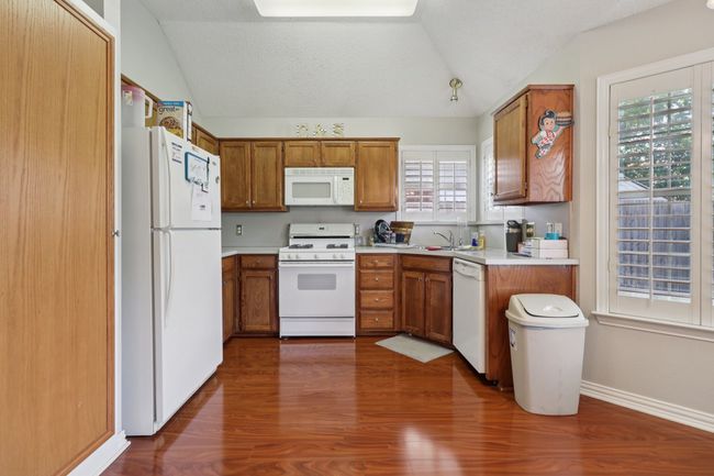 409 Meadow Ln, House other with 3 bedrooms, 2 bathrooms and null parking in Denton TX | Image 11