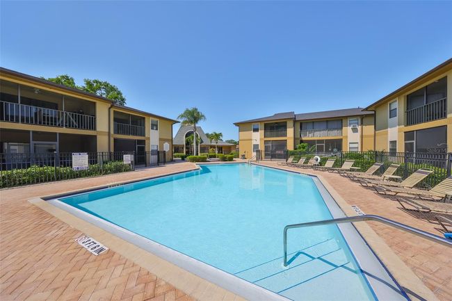 APT-203 - 10100 Sailwinds Blvd N, Condo with 3 bedrooms, 2 bathrooms and null parking in LARGO FL | Image 36