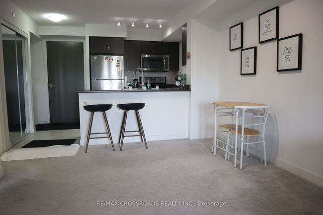 410 - 1346 Danforth Rd, Condo with 1 bedrooms, 1 bathrooms and null parking in Toronto ON | Image 6