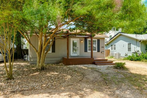 1901 Madison Ave, Austin, TX, 78757-2222 | Card Image