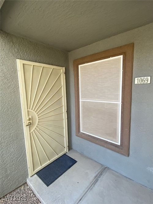 1069-555 E Silverado Ranch Blvd, Las Vegas, NV, 89183-6286 | Card Image