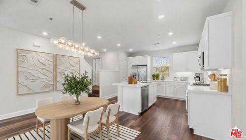 3049 Tallahassee Ln, Simi Valley, CA, 93065-1352 | Card Image