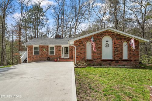 532 Bruce Rd, Gatlinburg, TN, 37738-5657 | Card Image