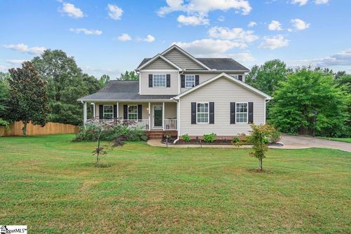 131 Brooke Lee Cir, Taylors, SC, 29687-5976 | Card Image