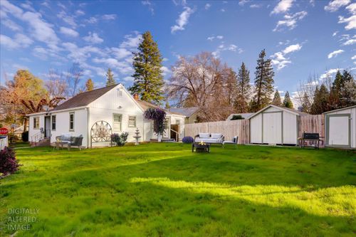 13207 Ridge Road, Grass Valley, CA, 95945 | Card Image