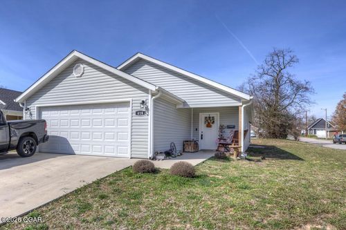 418 N Elliott St, Webb City, MO, 64870-1527 | Card Image