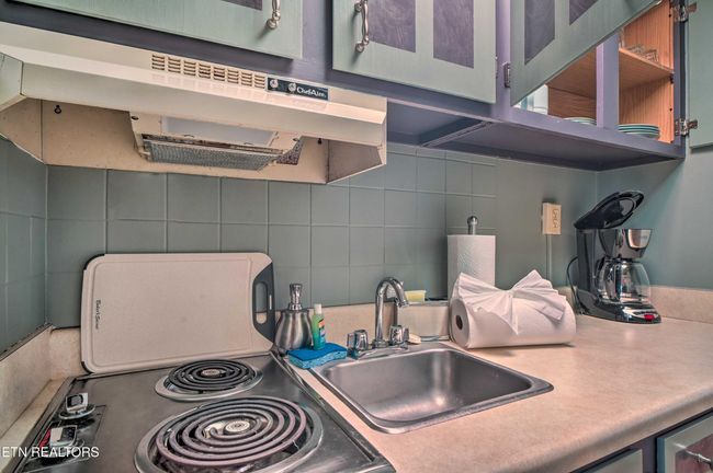 306 - 685 River Rd, Condo with 1 bedrooms, 1 bathrooms and null parking in Gatlinburg TN | Image 16