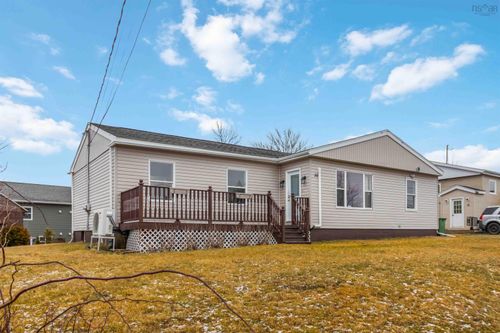 30 Woodcrest Ave, Halifax, NS, B3R1C4 | Card Image