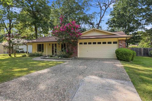 6 Orange Blossom Cir, Little Rock, AR, 72210-5652 | Card Image