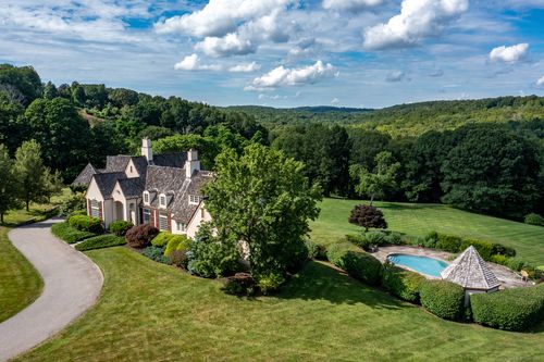 370 Northrop St, Bridgewater, CT, 06752-1611 | Card Image