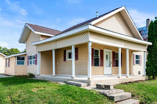 416 W Main St, Redkey, IN, 47373-9515 | Card Image