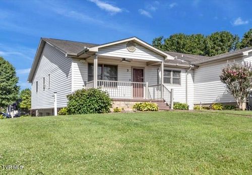 apt-3-204 Hunter Hills Cir, Bristol, TN, 37620-5774 | Card Image