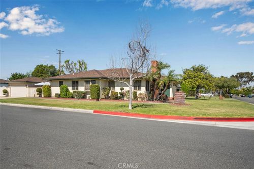 10253 Hopeland Ave, Downey, CA, 90241-2158 | Card Image