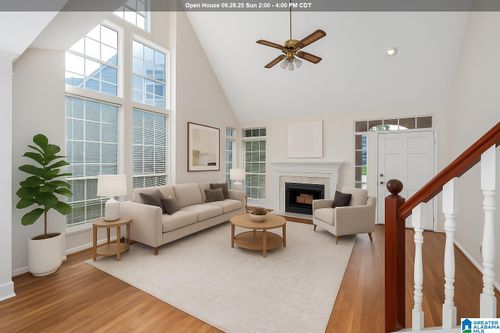 3104 Canterbury Pl, Vestavia, AL, 35243-5260 | Card Image