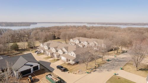 unit-4-1207 Eloise St, Okoboji, IA, 51355-2607 | Card Image