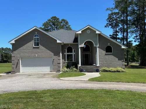 558 Seaford Ln, Mathews, VA, 23109-2218 | Card Image