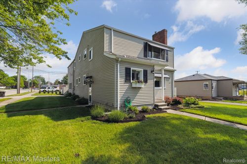 1972 Theodore St, Trenton, MI, 48183-3892 | Card Image