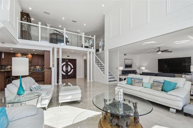 Living Room, Loft, Family Room | Image 25