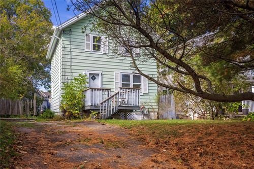 27 Isabelle St, Rochester, NY, 14606-2726 | Card Image