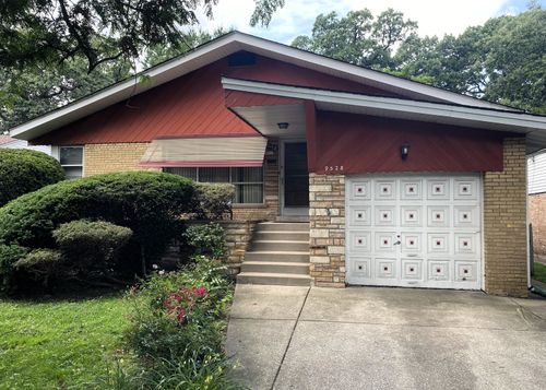 9528 S Brandt Avenue, Oak Lawn, IL, 60453 | Card Image