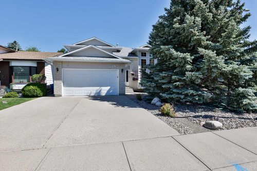 2265 27 Ave S, Lethbridge, AB, T1K6K5 | Card Image