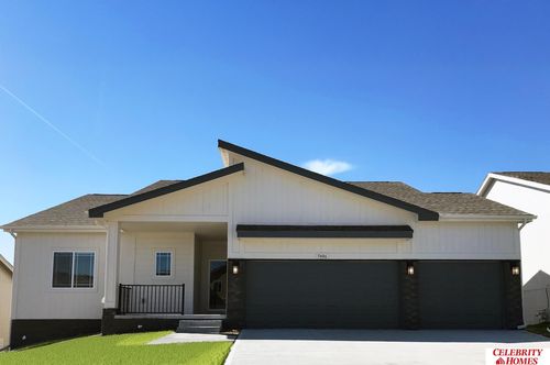 19813 Greenleaf St, Gretna, NE, 68028-5065 | Card Image