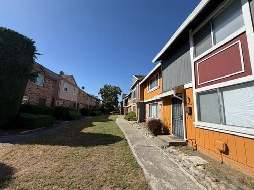4183 Brookfield Dr, Sacramento, CA, 95823-3557 | Card Image