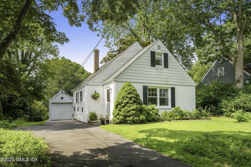33 Halsey Dr, Old Greenwich, CT, 06870-1228 | Card Image