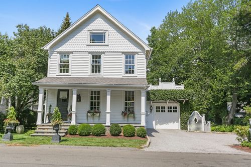69 River St, Southport, CT, 06890-1332 | Card Image