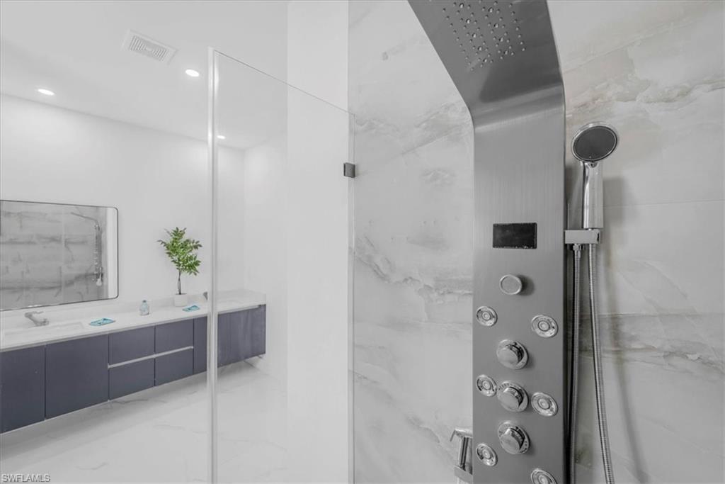Residential in CAPE CORAL 5