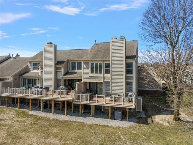 BACK OF END UNIT CONDO | Image 46