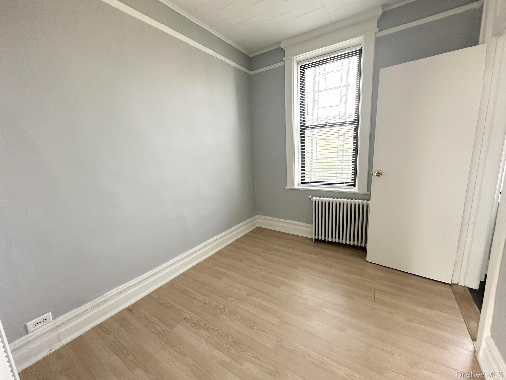 Commercial Sale in New York 2