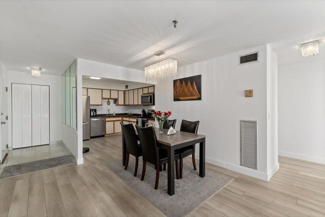 APT-1615 - 376 Ocean Ave, Condo with 2 bedrooms, 2 bathrooms and null parking in Revere MA | Image 5