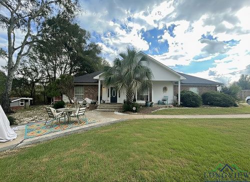 2370 Big Woods Rd, Longview, TX, 75605-6924 | Card Image
