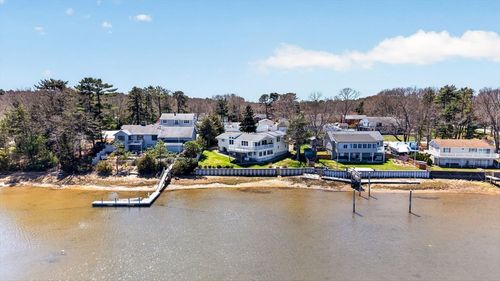 63 Edgewater Dr, Wareham, MA, 02571-2188 | Card Image