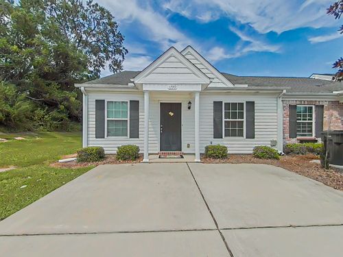 1739 Elizabeth St, Augusta, GA, 30909-6741 | Card Image