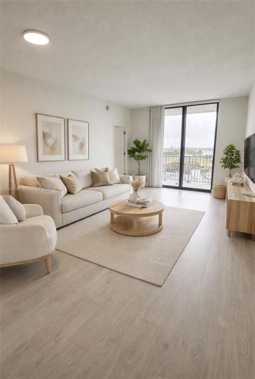 apt-707-140 S Dixie Hwy, Hollywood, FL, 33020-7322 | Card Image