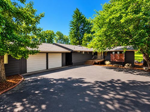 11799 Lake Wildwood Dr, Penn Valley, CA, 95946-9469 | Card Image