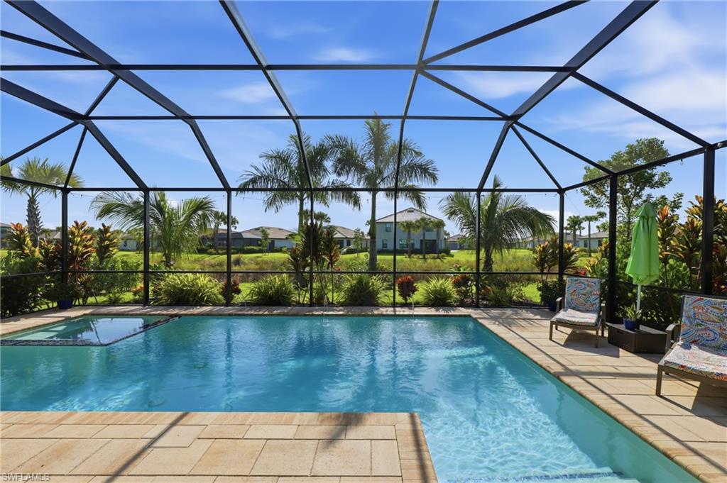 Residential in ESTERO