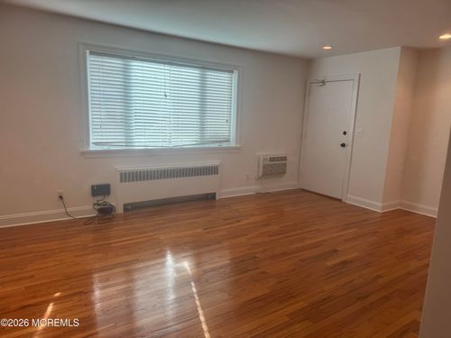 5b-283 Spring St, Red Bank, NJ, 07701-2281 | Card Image