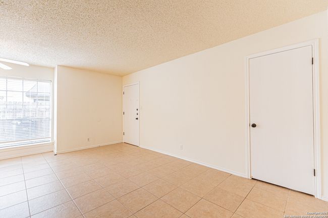 10563 Starcrest Dr, Home with 2 bedrooms, 1 bathrooms and null parking in San Antonio TX | Image 6