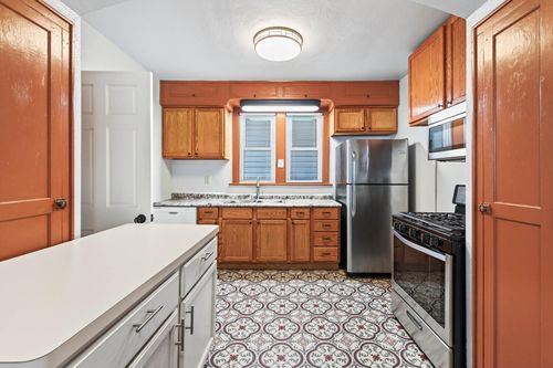 694 Desoto St, Saint Paul, MN, 55130-4409 | Card Image