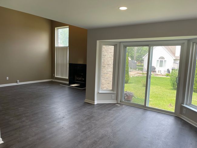 47000 Harbour Pointe Ct, House other with 4 bedrooms, 3 bathrooms and null parking in Van Buren Twp MI | Image 11