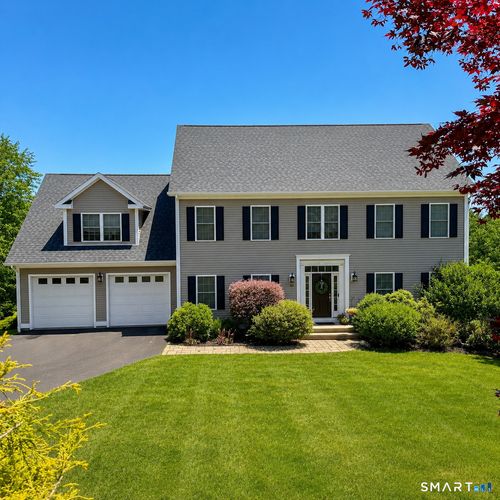 42 Ridgewood Ter, North Haven, CT, 06473-1255 | Card Image