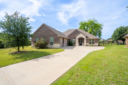 3201 Steamers Ct, Granbury, TX, 76049-1560 | Card Image