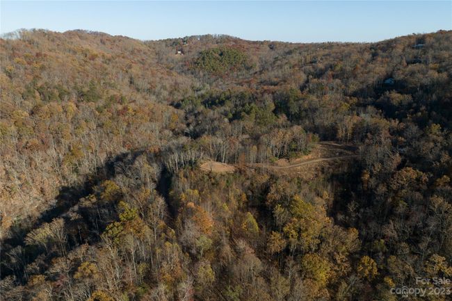 The center circular driveway in the middle of the pic, is your future homesite on this lot with the best sunset views! (*Faces SW to NW (ish)*) :) What a span! | Image 8